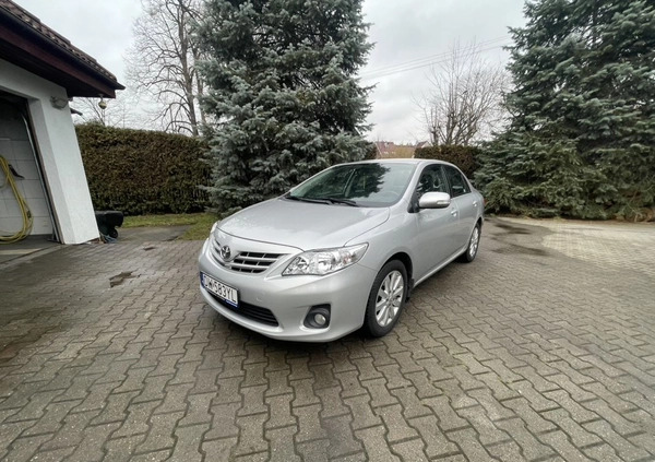 Toyota Corolla cena 25900 przebieg: 226000, rok produkcji 2011 z Wrocław małe 154
